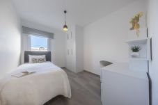 Apartment in Vokolida - Deluxe Three Bedroom Penthouse with Spa Tub 