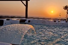 Apartment in Vokolida - Ambassador 3 bedroom Penthouse With Spa Tub 